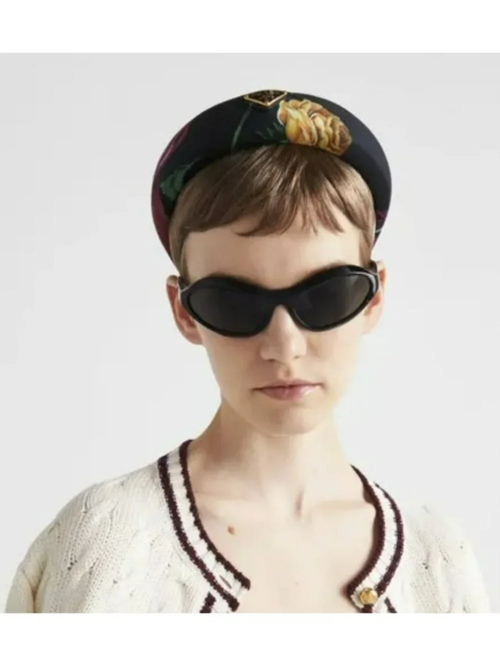Prada $550 Floral Black Headband  New With Box